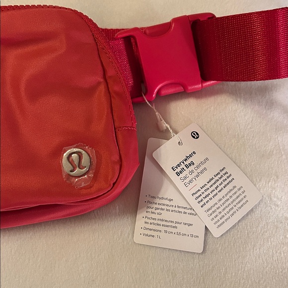 Lululemon Hot Pink Belt Bag - Picture 3 of 11